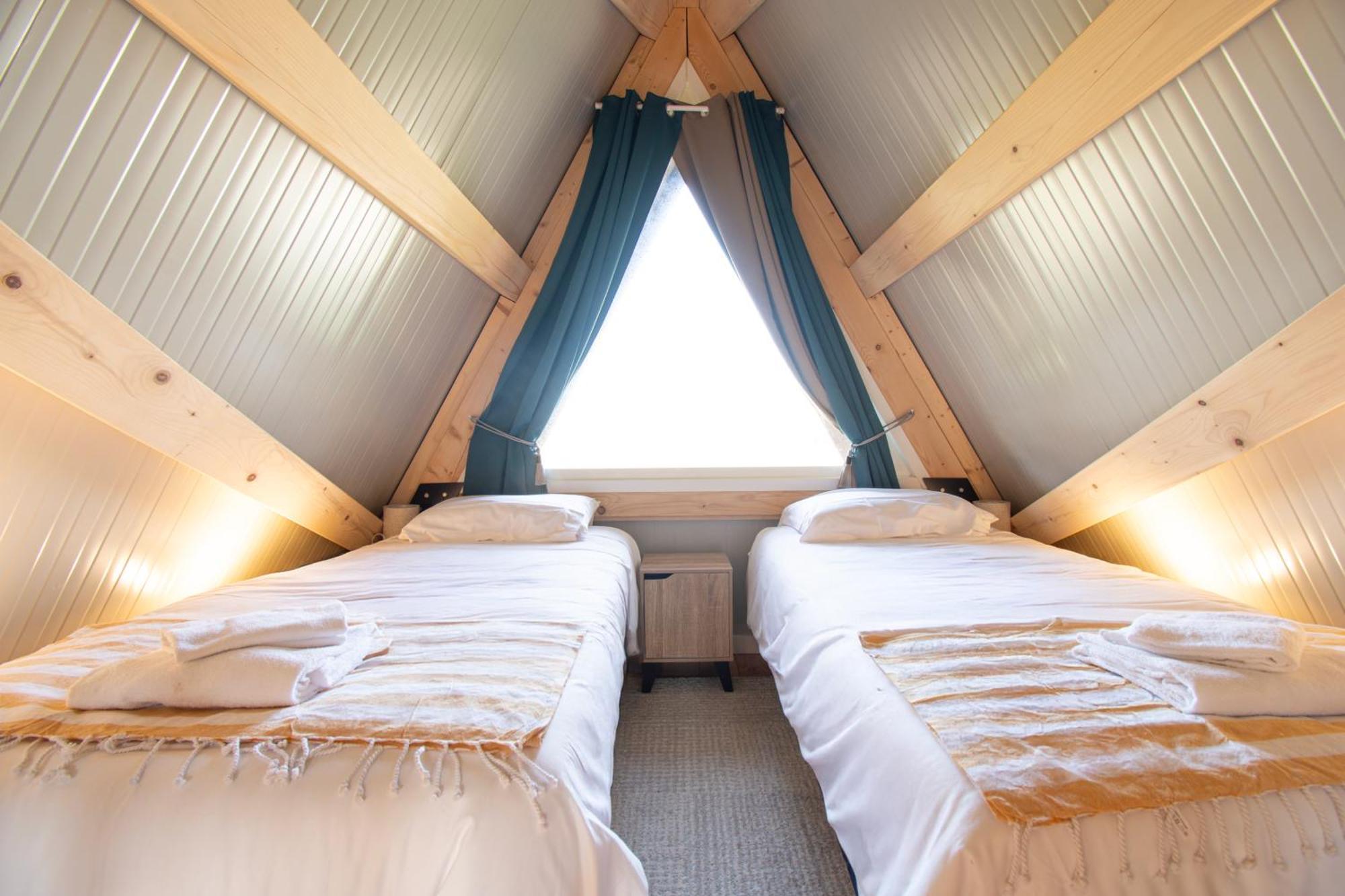 הוילה קמארט-סור-מר Le Tipi Bleu Tiny House Neuve Avec Terrasse Et Jardin מראה חיצוני תמונה